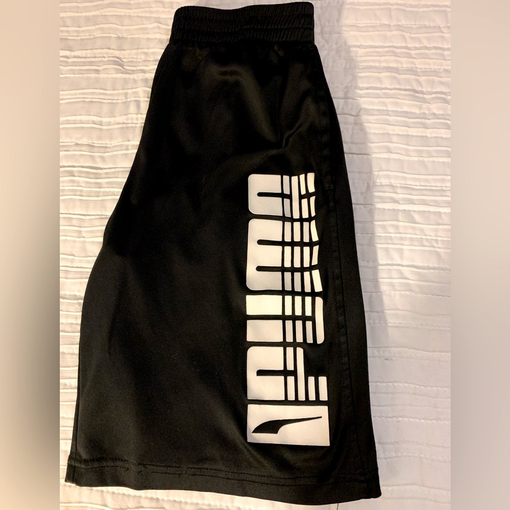 PUMA kids Athletics shorts Size Medium 10-12